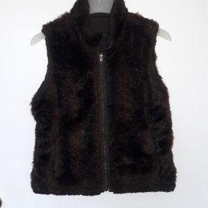 Fur vest